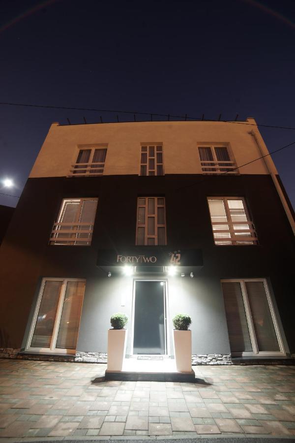 Forty Two Block Zagreb Exterior photo